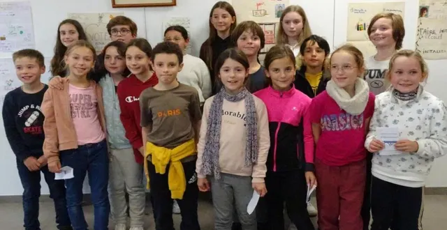 photo  le conseil municipal des enfants, presque au complet, dont les six nouveaux élus, à droite, et des partants.  &copy;  ouest-france 