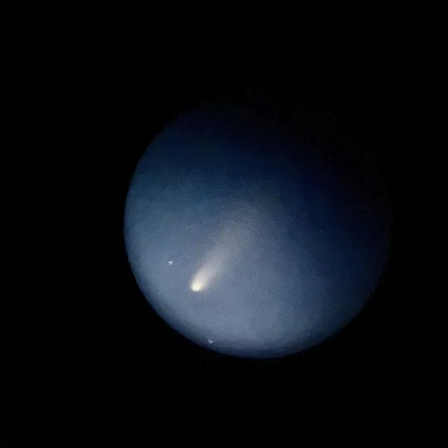 photo la comète tsuchinshan-atlas photographiée à travers une lunette astronomique, en début de soirée de vendredi 18 octobre 2024, près de gacé, dans l’orne.  ©  ouest-france