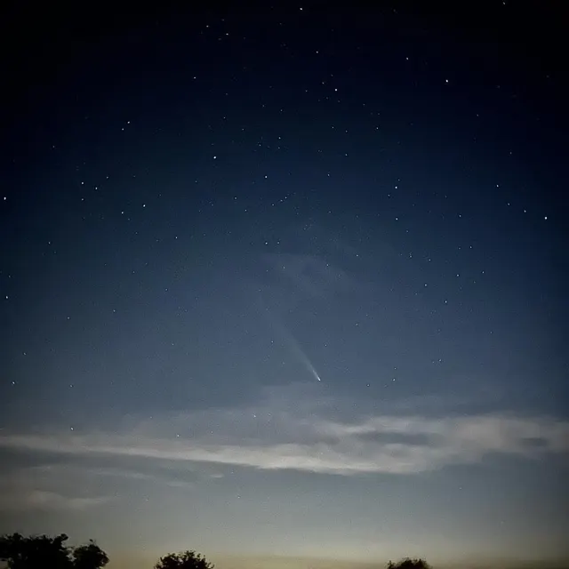 photo la comète tsuchinshan-atlas au-dessus de la normandie. cette photo a été prise vers 20 h 40, vendredi 18 octobre 2024, près de gacé, dans l’orne.  ©  ouest-france