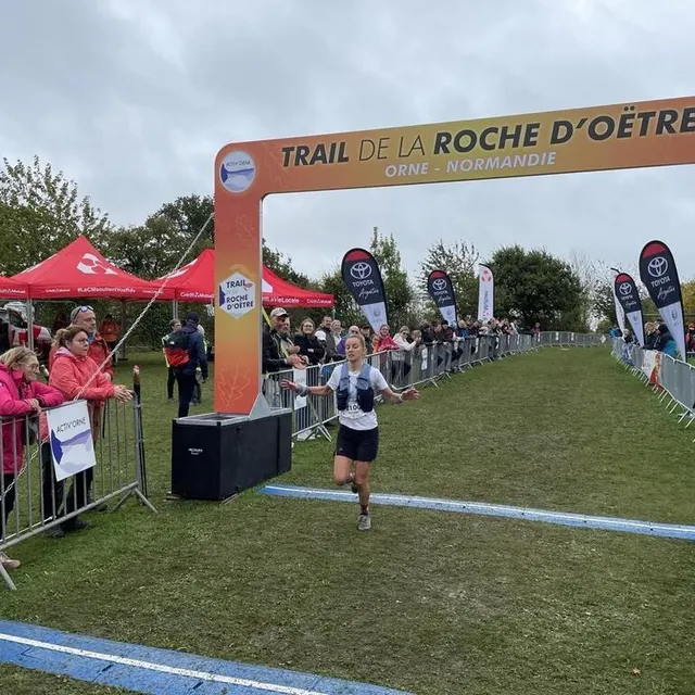 photo chez les féminines, stéphanie marie remporte le 23 km du trail de la roche d’oëtre, ce dimanche 20 octobre 2024.  ©  ouest-france