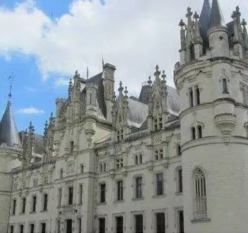 photo  le château de challain-la-potherie se visite le 25 octobre  &copy;  ouest-france 