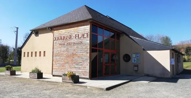 photo  des panneaux photovoltaïques pourraient être installés sur le toit de la salle polyvalente.  &copy;  le maine libre 