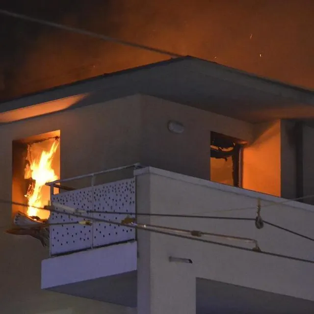 photo un incendie à avrillé, ce mardi 22 octobre.  ©  thierry huguenin/ouest-france