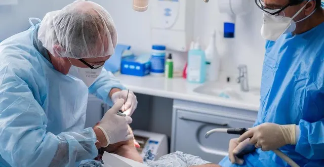 photo  deux dentistes supplémentaires s’installent dans la sarthe.  &copy;  david ademas / archives ouest-france 