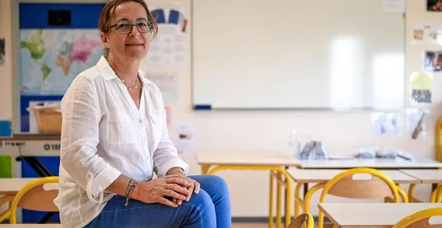 photo  edmée le caër, professeure de musique au collège louise-michel d' alençon.  &copy;  martin roche / ouest-france 