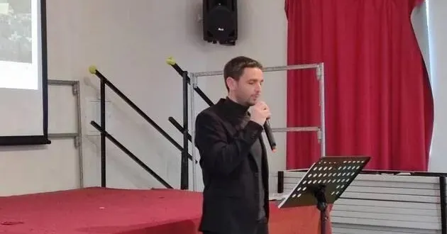 photo  lors de ses vœux de 2024, le maire de challain-la-potherie, anaël robert, avait réaffirmé sa volonté de quitter le syndicat intercommunal du candéen.  &copy;  archives ouest-france 