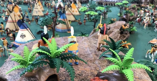 photo  marcé, le 23 octobre 2024. la scène des amérindiens est l’œuvre d’hervé harreau, président de l’association des histoires et des gosses dédiée aux playmobil®.  &copy;  co 