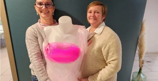 photo  le cancer du sein touche 60 000 femmes par an en france. ce vendredi, les professionnels de santé proposent une sensibilisation à l’autopalpation.  &copy;  ouest-france 