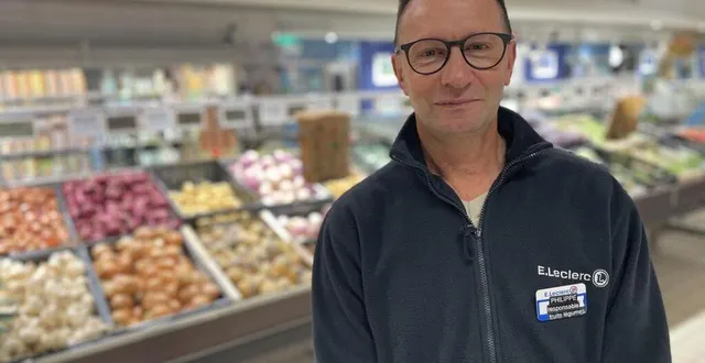 photo  âgé de 59 ans, philippe melchiorri – ici à son travail, au centre leclerc d’argentan – a brillé dans le sprint de 1986 à 1991.  &copy;  ouest-france 