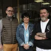photo ludovic luchier, gérant de la maison luchier, et sylvie et fabrice gardien, cogérants du palais de la gourmandise, ont passé un accord afin qu’une de leur boulangerie soit toujours ouverte le dimanche, dans le centre-ville d’alençon (orne).