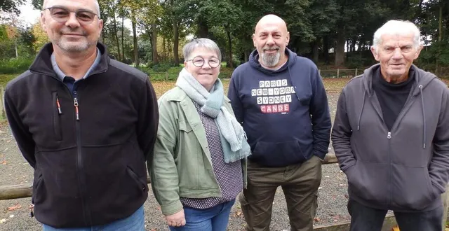 photo  de gauche à droite : stéphane dupuy, nouveau président ; stéphanie chrétien, membre ; jean-pierre huchet, vice président ; daniel juvin, membre et figure de l’association depuis 1998.  &copy;  co 