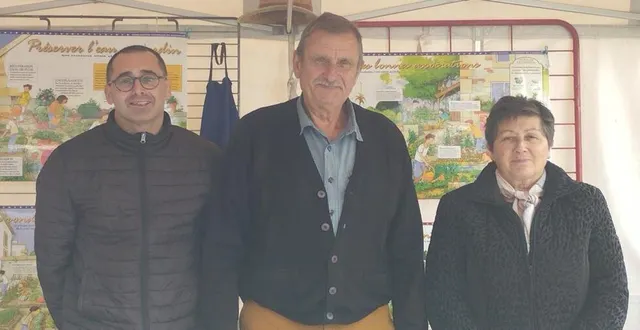 photo  stéphane guettier, bernard pontonnier et yvette guettier ont présenté les projets de la section de mulsanne des jardiniers sarthois.  &copy;  ouest-france 