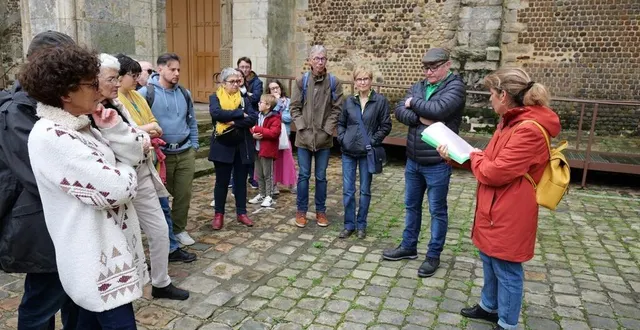 photo  la visite guidée sur le thème « bottines et maisons closes » se déroule régulièrement au mans. ce dimanche 27 octobre 2024, vingt-cinq personnes sont venues découvrir ce pan d’histoire insolite.  &copy;  ouest-france 