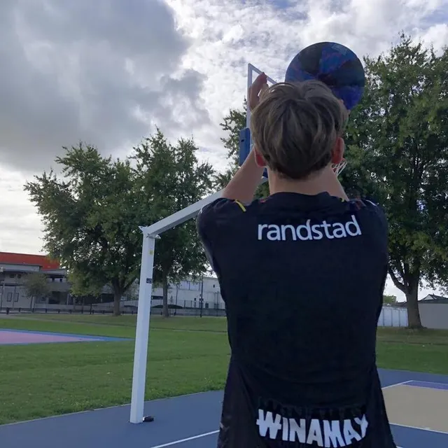 photo sur l’un des terrains de basket de perseigne, à alençon.  ©  ouest-france