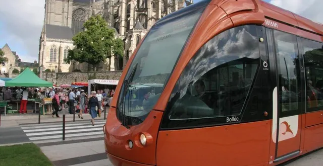 photo  à compter du lundi 4 novembre 2024, la ligne de tram t2 ne circulera plus entre les stations bellevue-hauts de coulaine et comtes du maine.  &copy;  archives ouest-france 