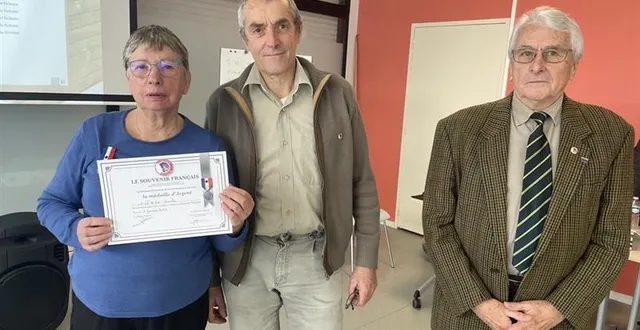 photo  nicole leveque, trésorière récemment récompensée pour ses dix années dans l’association ; joseph vivier, responsable départemental et jean-louis thébeline, son adjoint.  &copy;  ouest-france 