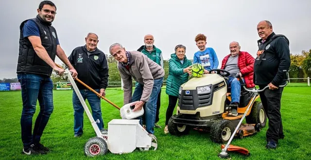 photo  depuis 1947, l’as montmirail-melleray est l’unique club de football sarthois propriétaire de son terrain, ce qui implique un entretien à leur charge.  &copy;  le maine libre - yvon loué 
