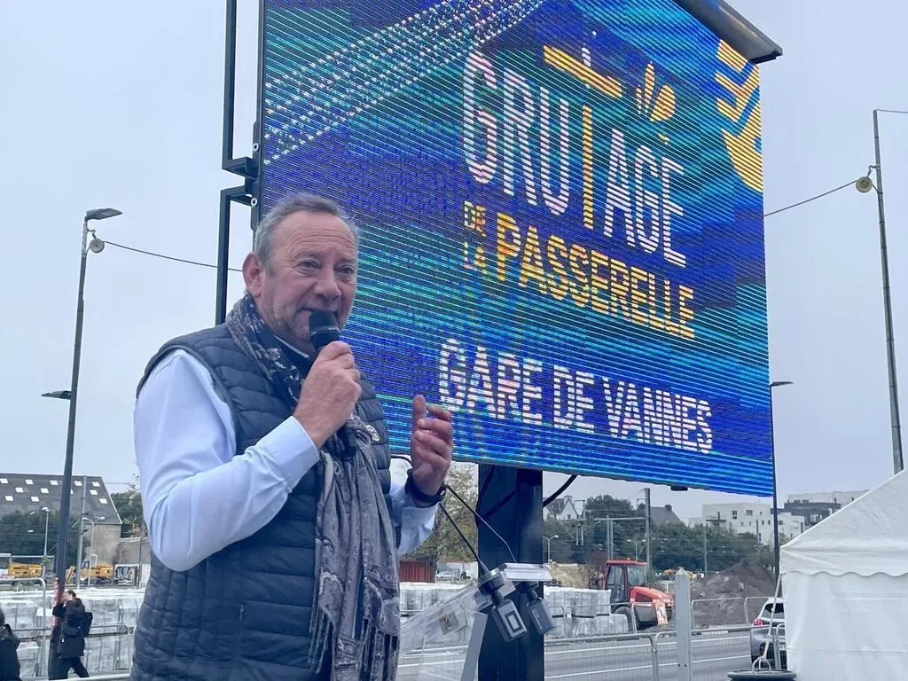 EN IMAGES. « Cette passerelle permettra à plus de monde de prendre le