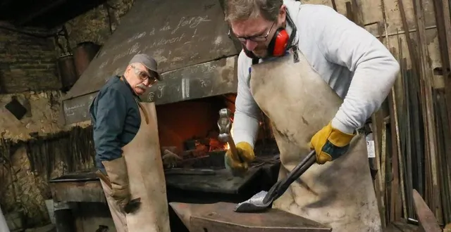 photo  chaque premier dimanche du mois, la forge d’arthezé est ouverte à des initiations gratuites.  &copy;  ouest-france. 