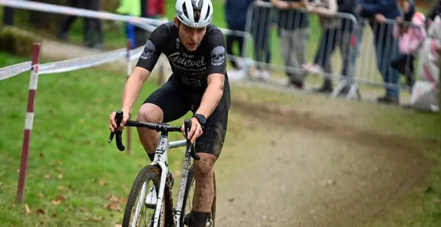 photo  cyprien gilles remporte facilement la première manche de la coupe denormandie.  &copy;  photo : joseph thouin 