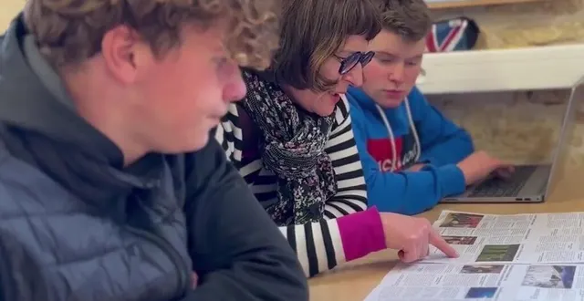 photo  pendant l’opération classes presse, des journalistes professionnels se déplacent dans les collèges du département de la sarthe.  &copy;  ouest-france 