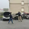 photo  la police enquête après l’incendie qui a détruit trois voitures à alençon (orne). 