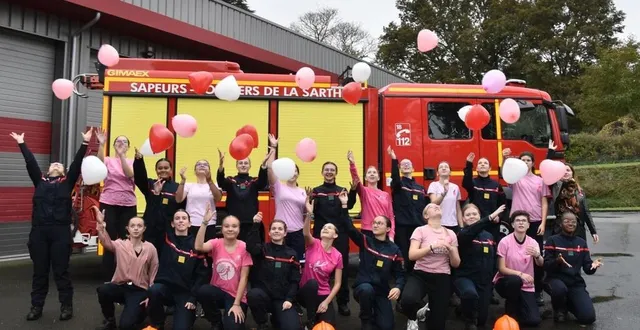 photo  les jeunes sapeurs pompiers ont participé à octobre rose.  &copy;  le maine libre 