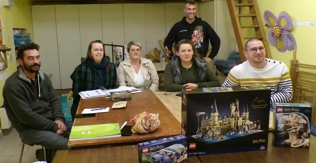 photo  le bureau de l’association des amis de l’école prépare son double événement du dimanche 10 novembre.  &copy;  le maine libre 