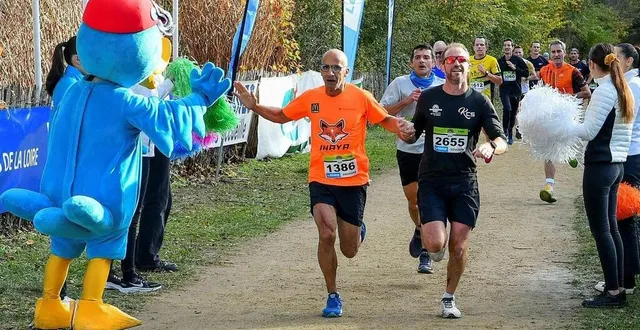 photo  5 500 coureurs sont attendus sur la ligne de départ : un record.  &copy;  archives le maine libre 