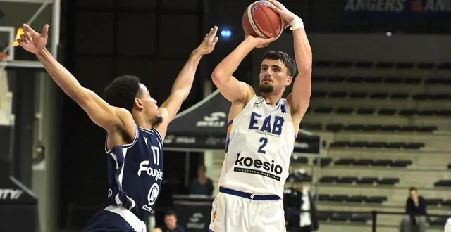 photo  l’angevin lucas veraghe a inscrit 21 ponts contre lorient.  &copy;  photo : archives sébastien aubinauid 