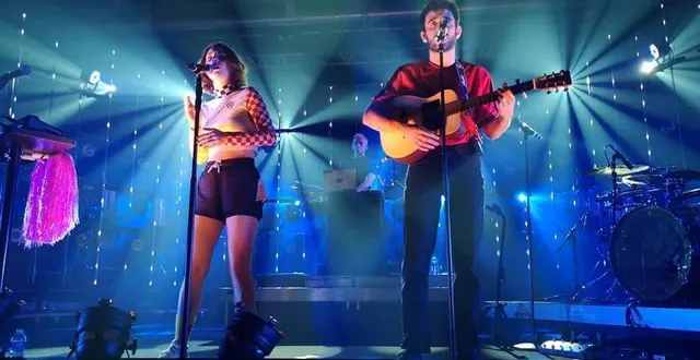 photo  le groupe thérapie taxi en concert à l’oasis en 2019.  &copy;  archives le maine libre 