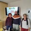photo  de gauche à droite : catherine dubreuil intervenante kiné ouest, charly blin animateur la ruche centre social et claire bruneau, élue au ccas de laigné-en-belin. 