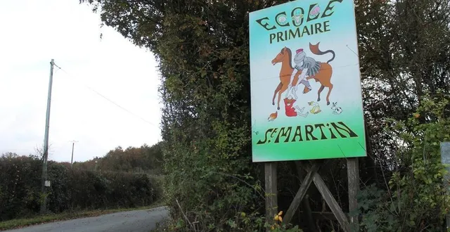 photo  le syndicat cfdt et sa section éducation formation recherche publiques pointent du doigt le financement volontaire de la ville de sablé-sur-sarthe au bénéfice de l’école privée saint-martin.  &copy;  ouest-france 