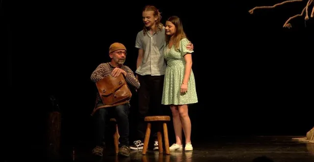 photo  les jourdain du loir remontent sur scène avec « point de vue », ce samedi 16 et ce dimanche 17 novembre 2024 au théâtre de la halle-au-blé de la flèche (sarthe).  &copy;  guénola béchu 