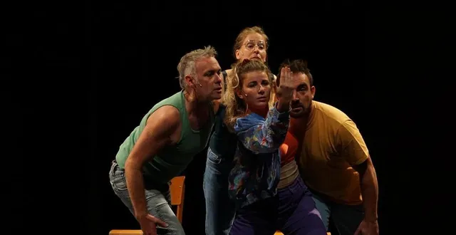 photo  le spectacle est joué par quatre comédiens.  &copy;  laurianne marié 