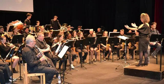 photo  dimanche 17 novembre, l’orchestre d’harmonie de sablé et l’harmonie municipale d’auvers-le-hamon donneront un concert pour la sainte-cécile.  &copy;  archives le maine libre 
