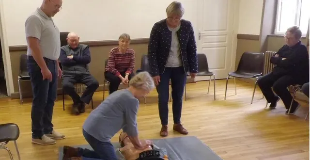 photo  la formation a été animée par un pompier.  &copy;  le maine libre 