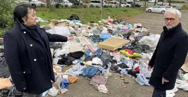photo  les élus renée kaziewicz et christian lacoste vont unir leurs efforts dans la lutte contre les dépôts sauvages.  &copy;  ouest-france 