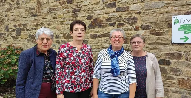 photo  les membres du nouveau bureau : marcelle benesteau, trésorière, dominique aubry, béatrice renou et marie-cécile huet.  &copy;  ouest-france 