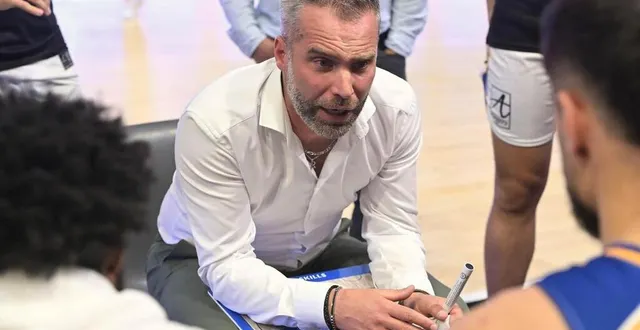 photo  john delay, l’entraîneur angevin.  &copy;  photo : archives sébastien aubinaud 