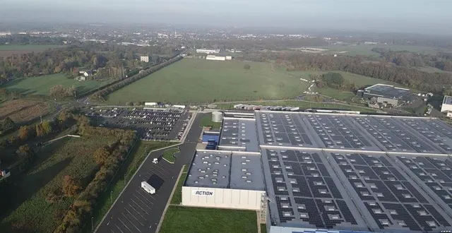 photo  c’est dans la zone océane, à verrières-en-anjou, qu’angers loire métropole dispose d’une parcelle de plus de 12 hectares. ici, au second plan, derrière action. l’agglomération voulait y installer une entreprise très prometteuse en emplois, mais la découverte d’une zone humide contrarie ses plans.  &copy;  ouest-france 