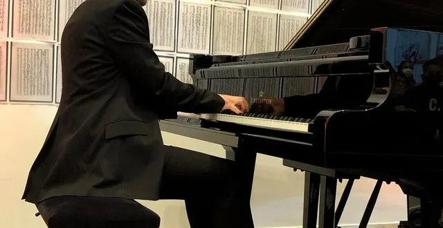 photo  nicolas pays sera parmi les pianistes à se produire lors de cette 8e édition des 24 heures piano.  &copy;  photo le maine libre 