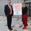 photo  la municipalité a décliné sa nouvelle affiche en puzzle. « plus qu’un simple objet, c’est aussi un moyen de rassembler les générations », soulignent les élus frédéric mortier et nathalie ploquin. 