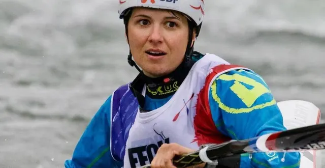 photo  lise vinet, championne de france de kayak en sprint.  &copy;  chantal jouin 