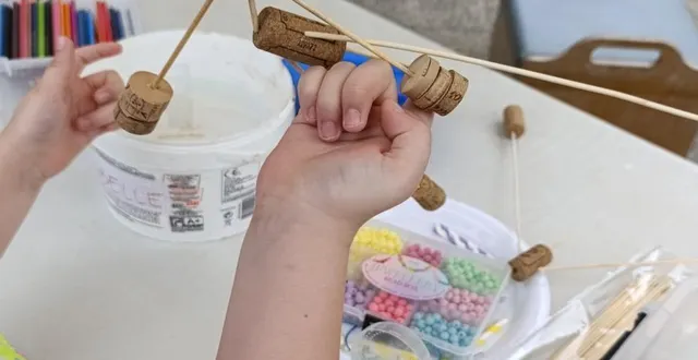 photo  des ateliers passionnants ouverts à tous.  &copy;  petits débrouillards grand ouest 