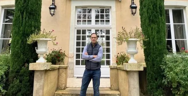 photo  arnaud gauvain tient la boutique parignéenne le vin de mes parents.  &copy;  le maine libre 