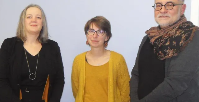 photo  mme farion, mme vallenghien et m. sommier, principal.  &copy;  ml 