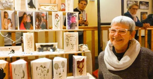 photo  sylvaine aumand, dollonaise, sculpte depuis plusieurs années les livres afin de leur redonner une nouvelle jeunesse.  &copy;  ouest-france 