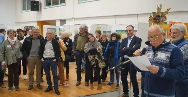 photo  le deuxième salon des arts naïfs s’est déroulé ce week-end à la salle michel-lalos.  &copy;  ouest-france 