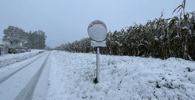 photo  la dépression caetano a fait des dégâts dans certaines communes du pays de sées, coupées notamment d’électricité.  &copy;  ouest france 